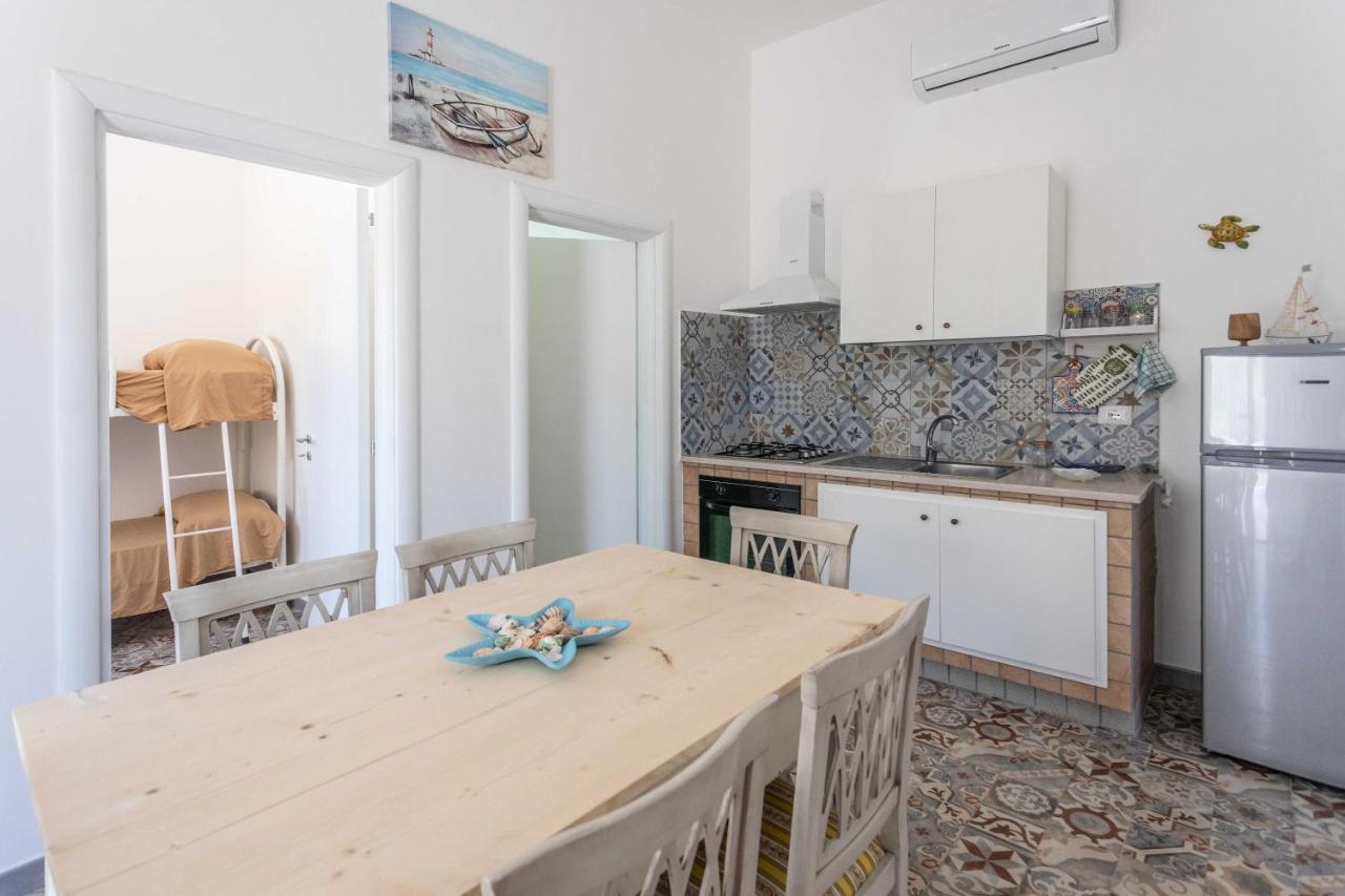 Villetta Andrea A Due Passi Dalla Sabbia - Apulia Home Torre San Giovanni Ugento Bagian luar foto