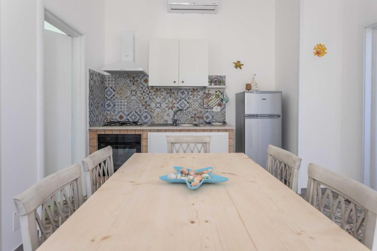 Villetta Andrea A Due Passi Dalla Sabbia - Apulia Home Torre San Giovanni Ugento Bagian luar foto